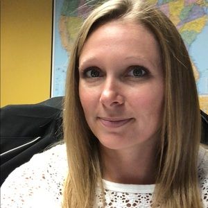 Meet your Posher, Andrea